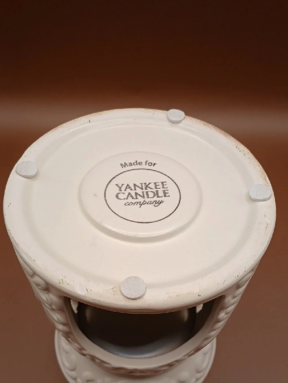 Yankee Candle Ceramic Ivory Embossed Wax Warmer